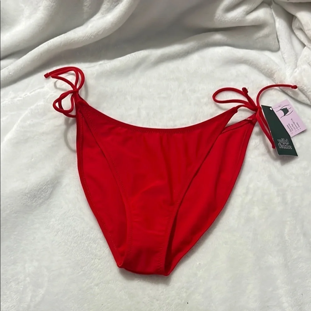 New Wild Fable Women’s Red String Bikini Bottoms Size Medium NWT